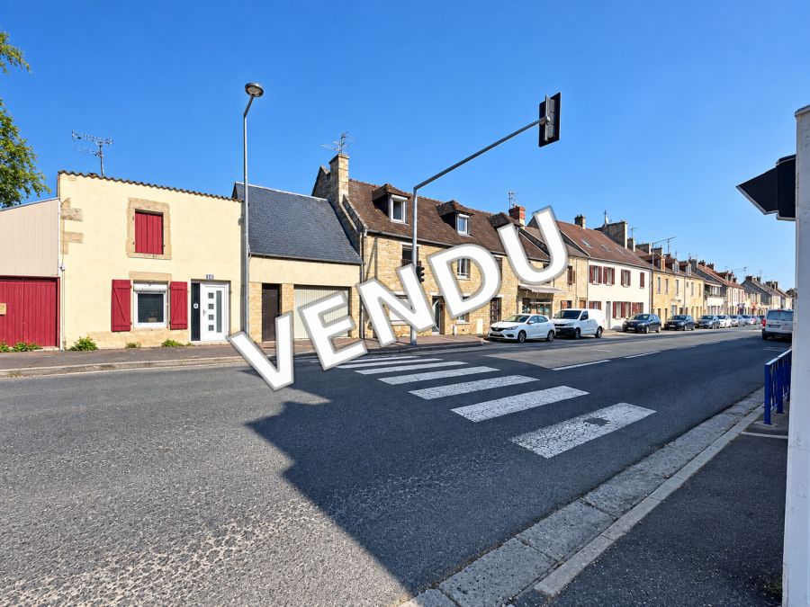 GARAGE A TRANSFORMER EN HABITATION - BRETTEVILLE-SUR-ODON